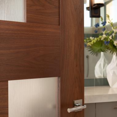 Detail of Flow glass on TM9430 in walnut with Nutmeg stain