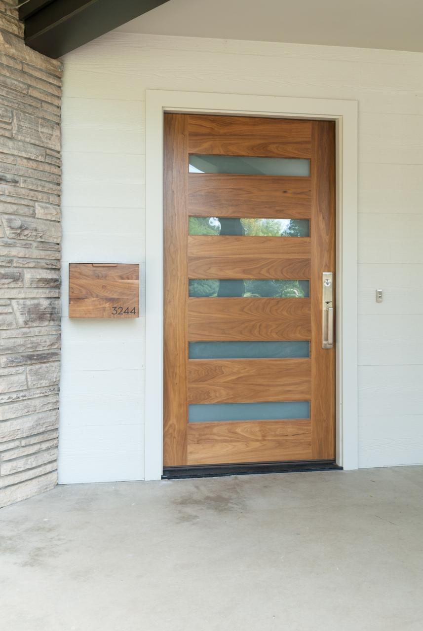 TM5100 exterior door in walnut with white lami glass and one step (OS) sticking